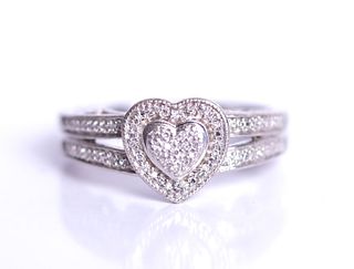 925 Sterling Silver Diamond Heart Ring sz 7.5