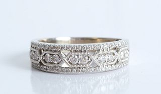 14K White Gold & Diamond Ring Band, size 8