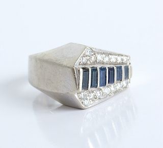 14K White Gold & Sapphire Ring size 8 1/2