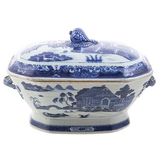 Chinese Export Soup Tureen, Log Cabin Pattern