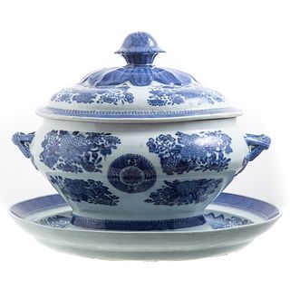 Chinese Export Blue Fitzhugh Tureen/Underplate