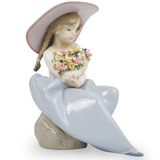 Lladro "Fragrant Bouquet" Figurine