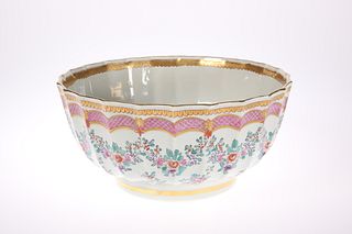A SAMSON BOWL IN CHINESE EXPORT STYLE, of corruga
