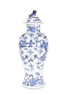 A CHINESE BLUE AND WHITE PORCELAIN VASE AND COVER