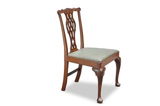 A CHIPPENDALE STYLE MAHOGANY DESK CHAIR, with aca