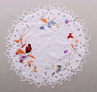Arts & Crafts Silk Embroidered Round Table Linen c1910