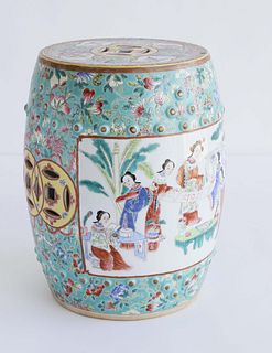 Chinese Mandarin Pattern Petite Porcelain Garden Stool, late 19th Century