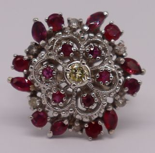 JEWELRY. Vintage 14kt Gold, Ruby and Diamond Ring.