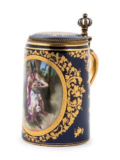 A Vienna Style Painted and Parcel Gilt Porcelain Tankard