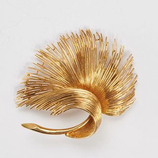 Tiffany & Co. 18k yellow gold feather brooch