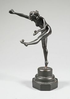 Vintage Art Deco Nude Woman Bronzed Statue
