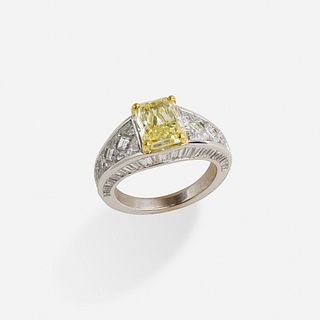 Graff, Fancy yellow diamond ring