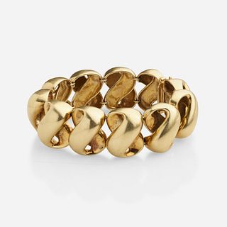 Modern gold bracelet