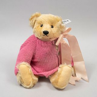 Teddy Bear. Germany. 20th century. Steiff. Plush toy. Series number 09944. With brand button and label.