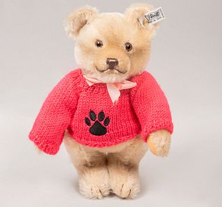 Teddy Bear. Germany. 20th century. Steiff. Plush toy. Series number 001234. With brand button and label.