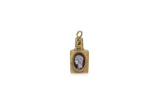 Louis XV1 Miniature gold and enamel scent Bottle