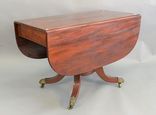 Federal mahogany dining room table, c. 1840, on pedestal base, ht. 29", open top 53" x 43", closed 21" x 43".