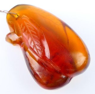 19th CENTURY CHINESE GOLDEN AMBER GOURD PENDANT