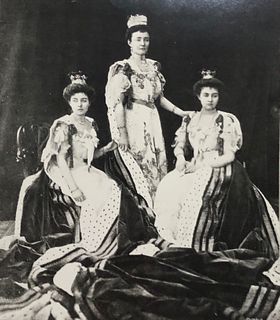 Litho The Duchess of Connaught  Royal Group photograph