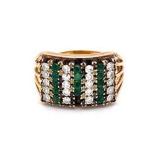 18k Gold Diamond & Emerald Ring