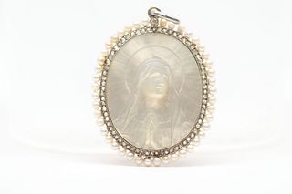 Natural Nacre Pearl, Micro Pearls &  Diamonds Medal