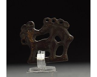 CHINESE ORDOS BRONZE MATING STAGS FITTING