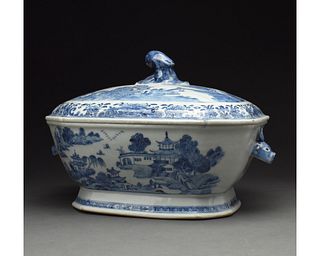 A BLUE AND WHITE TUREEN, CHINA