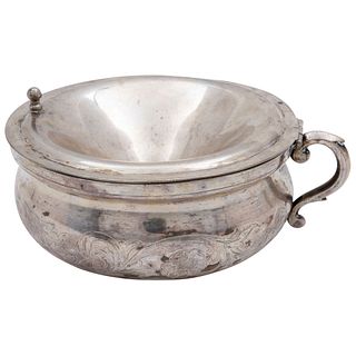 Spittoon, Mexico, 19th century, Silver, Smooth design with hinged lid, side handle