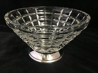 DECORATIVE VINTAGE GLASS BOWL WITH FRENCH SILVER (950) BASE 8" x 5"