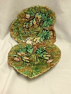 PAIR  OF MAJOLICA LEAF SHAPED PLATES