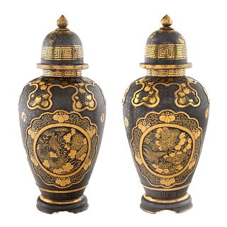 A PAIR OF COVERED JAPANESE MINIATURE URNS, MEIJI PERIOD (1868-1912)