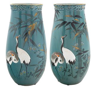 A PAIR OF JAPANESE PORCELAIN 'CRANE' VASES, LATE 19TH-EARLY 20TH CENTURY