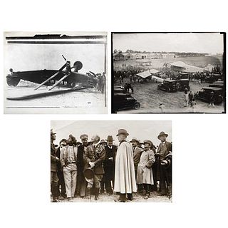 INTERNATIONAL NEWSREEL PHOTO, Lindbergh en México, Unsigned, Vintage prints, 7.4 x 10" (19 x 25.5 cm) each, Pieces: 3