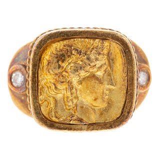 A Classical Roman Style Diamond Ring in 18K