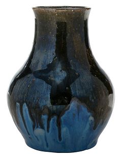 Bachelder Pottery Vase With Rare Glaze