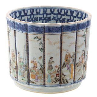 Chinese Export Porcelain Cache Pot
