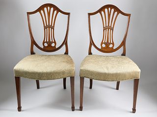 Pair of English Hepplewhite Mahogany Shield-Back Dining Chairs, circa 1800