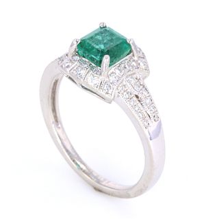 Luxury Designer Emerald & Diamond Platinum Ring