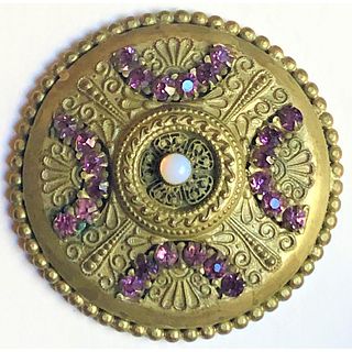 A STUNNING DIVISION ONE LARGE JEWEL BUTTON