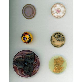 A GROUPING OF 6 DIV. 1 AND DIV. 3 GLASS BUTTONS