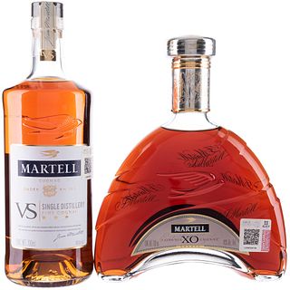 Martell. a) X.O. Cognac. France. Piezas: 1. b) V.S. Cognac. France. Piezas: 1 Total de piezas: 2...