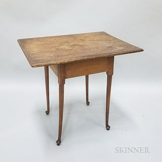 Queen Anne Maple and Pine Tea Table