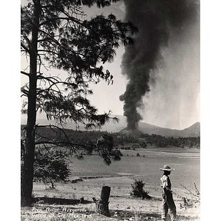 SALVADOR GARCÍA MARTÍNEZ, Erupción del Paricutín,1943, Signed on negative, Vintage print, 9.6 x 7.6" (24.5 x 19.5 cm)