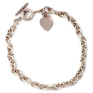 Tiffany & Co. sterling silver heart link necklace