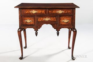 Queen Anne Maple and Mahogany Veneer Dressing Table