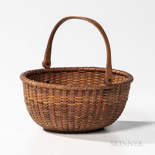 Small Circular Swing-handled Nantucket Basket