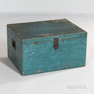Blue-painted Buggy Box