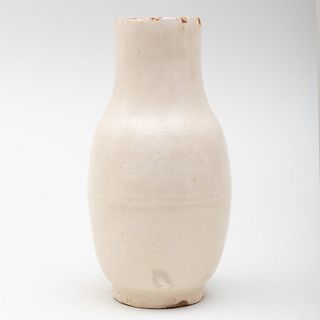 Chinese White Glazed Porcelain Vessel