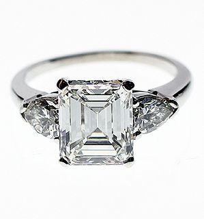 Lady's 3.19 Diamond Platinum Engagement Ring