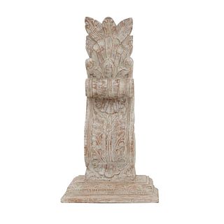 Plinth. 20th century. Stucco wood carving. Entablature capitel. 21.2 x 11 x 7.4" (54 x 28 x 19 cm)